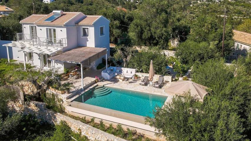 Διαμερίσματα διακοπών για 6 άτομα, με Μπαλκόνι και Ταράτσα καθώς και Κήπο και Πισίνα στα Μπογδανάτικα
