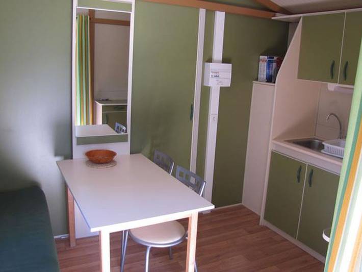 Gîte pour 2 personnes, avec terrasse et piscine à Vogüé - 4