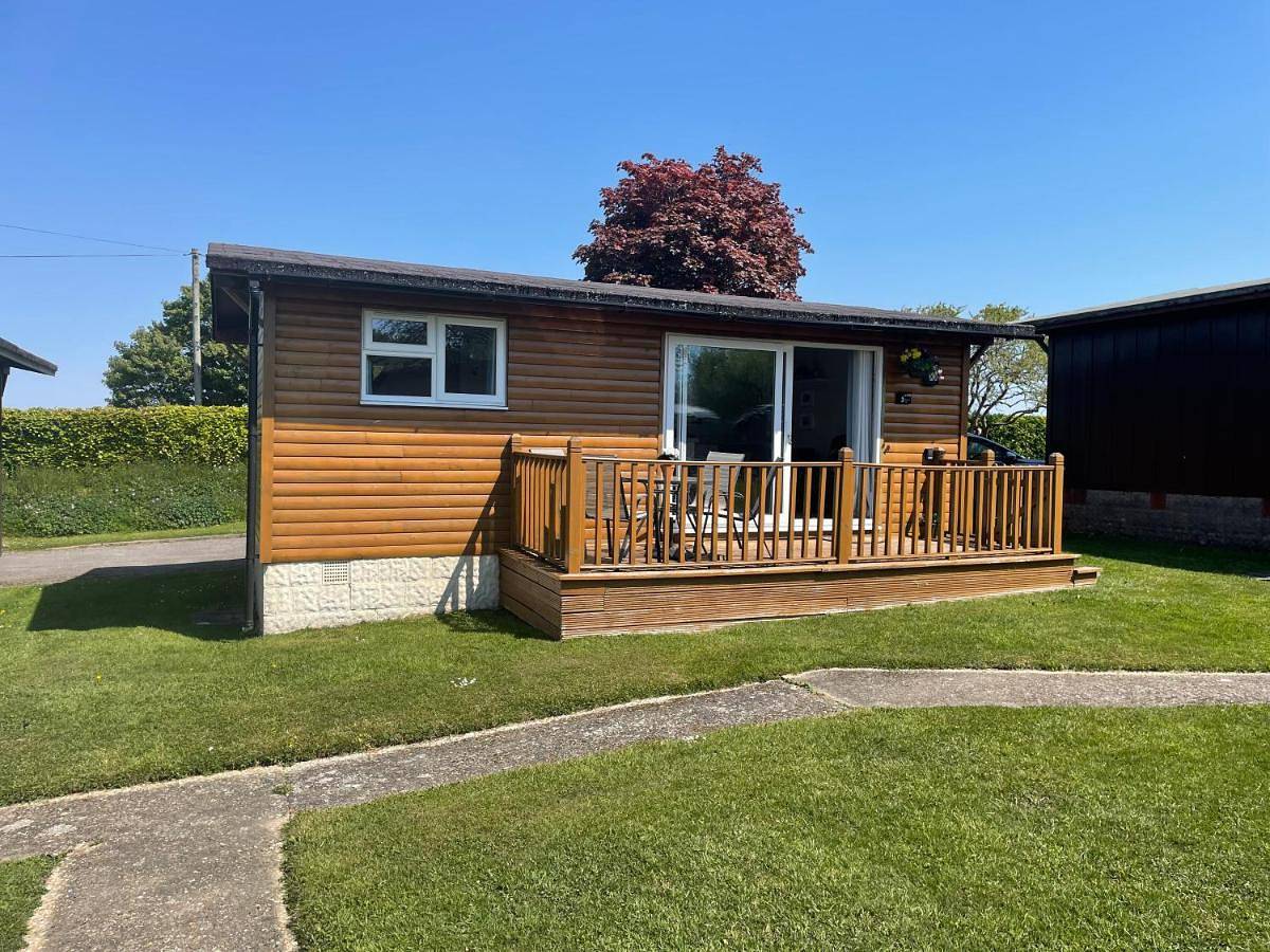 Margaret Ann Chalet in Seaton, Devon