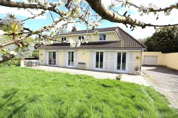 Gîte pour 11 personnes à Croissy-Beaubourg