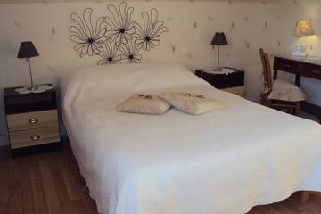 Chambre d’hôte pour 5 personnes, avec jardin à Céré-la-Ronde