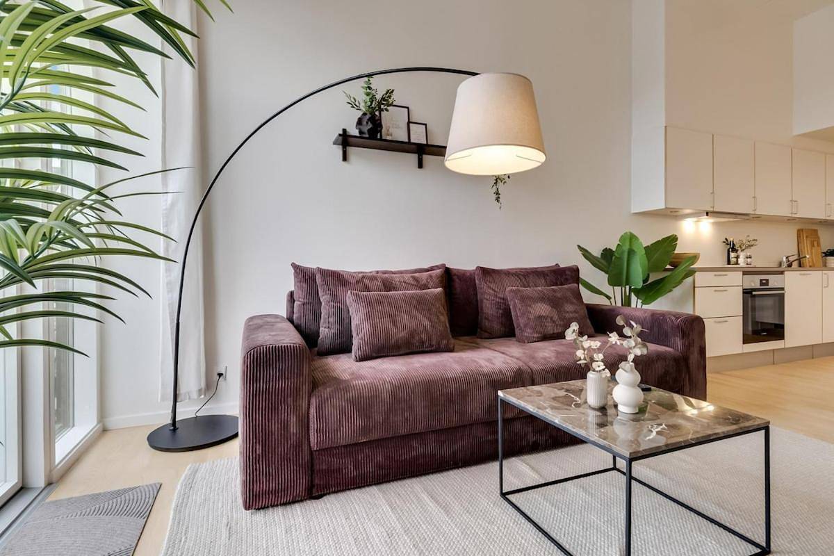 Appartement entier, Højloftet stilfuld lejlighed tæt på centrum med altan in Odense, Région d'Odense