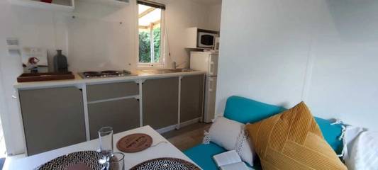 Camping für 6 Personen in Marcillac-la-Croisille, Zentralmassiv, Bild 3