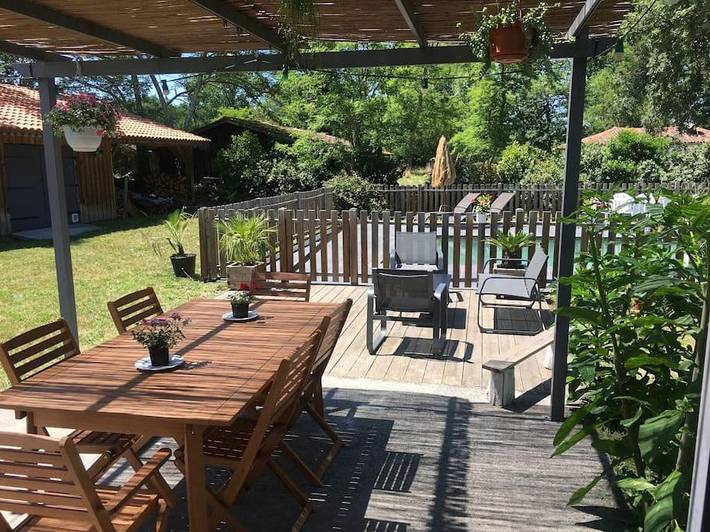 Location de vacances pour 8 personnes, avec jardin et vue, animaux acceptés à Moustey - 2