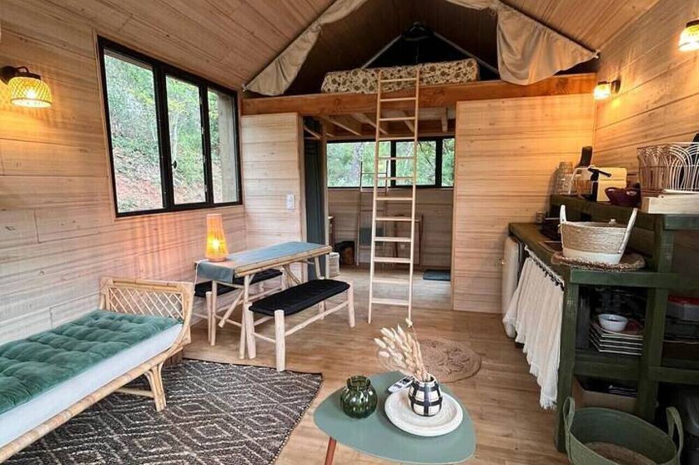 Lodge Nid Perché - Les Cabanes de Provence in Lafare, Vaucluse