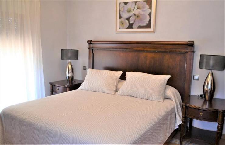 Casa rural para 13 personas, con jardín además de piscina y jacuzzi, Familias con niños en Provincia de Ciudad Real - 3