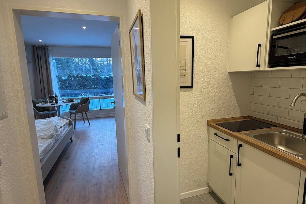 Ganze Wohnung, Balkon-Apartment | Seenähe | Klima | nah Bremen in Ganderkesee, Naturpark Wildeshauser Geest