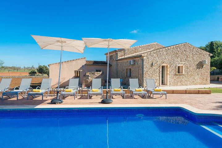 Finca für 6 Personen, mit Garten und Terrasse in Sencelles