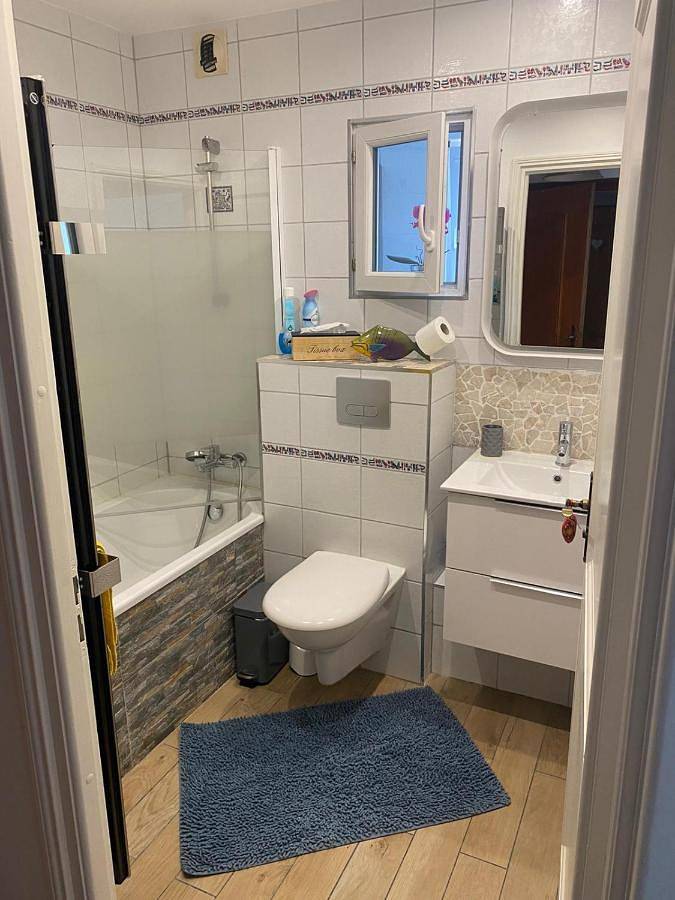 Appartement entier, Gîte de la Ferme in Pfastatt, Région de Mulhouse