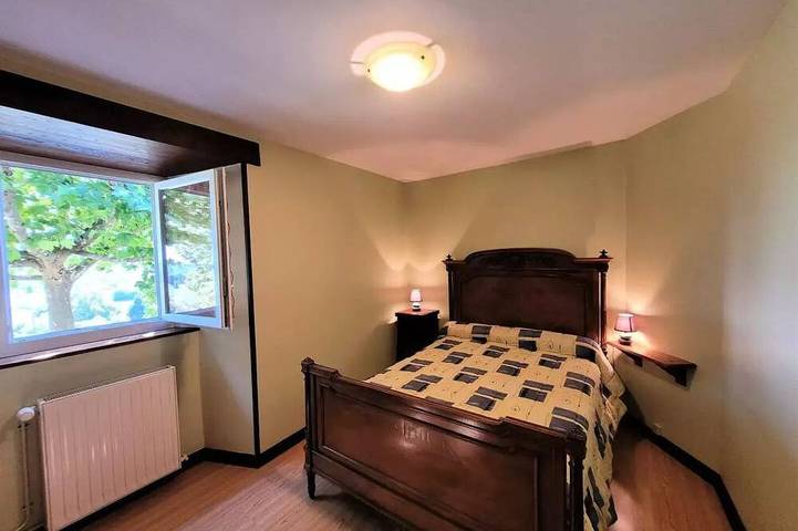 Location de vacances pour 7 personnes, avec terrasse à Albussac - 3