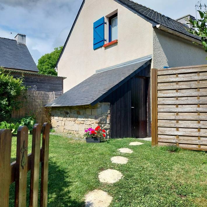 Gîte pour 4 personnes, avec terrasse ainsi que jardin et piscine à Clohars-Carnoët - 2
