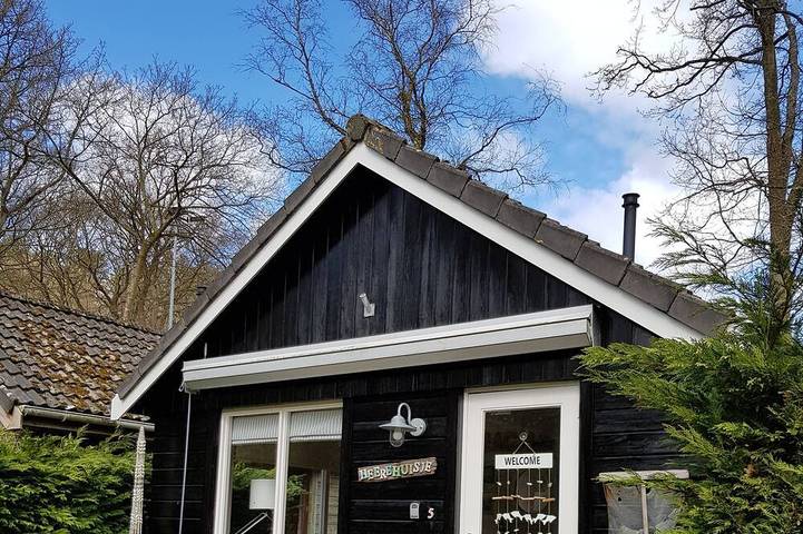 Vakantiehuis voor 4 personen, with tuin and whirlpool as well as terras in Schoorl