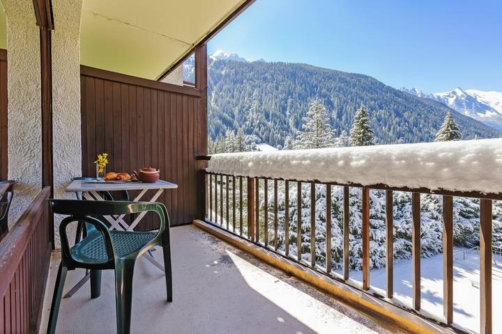 Chalet pour 3 personnes, avec balcon et piscine, adapté aux familles à Chamonix-Mont-Blanc - 2