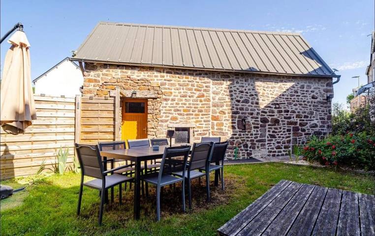 Location de vacances pour 7 personnes, avec jardin à Gavray - 3