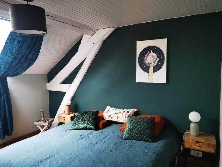 Location de vacances pour 2 personnes, avec piscine ainsi que jardin et vue à Bersaillin