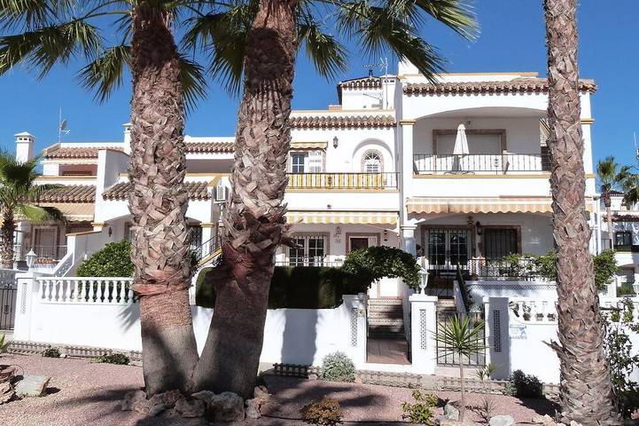Maison de vacances pour 4 personnes, avec balcon ainsi que piscine et jardin - 1