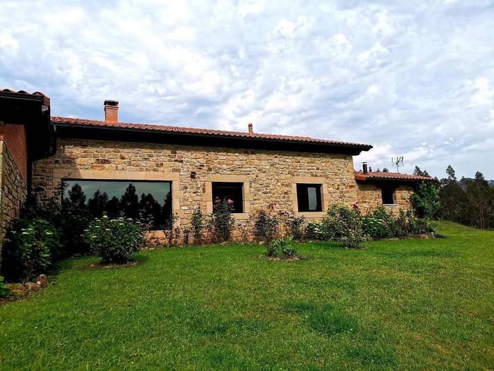 Chalet para 10 personas, con Terraza además de Jardín y Vistas en Valle de Cabuérniga - 2