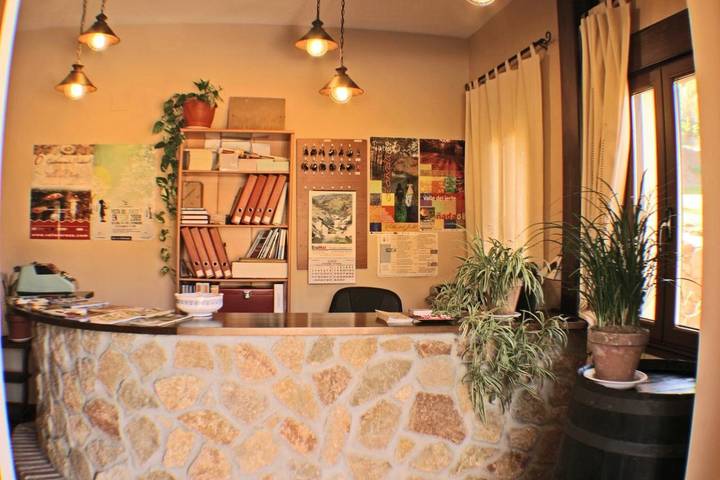 Casa rural para 5 personas, con piscina además de vistas y jardín en Valle del Jerte - 4