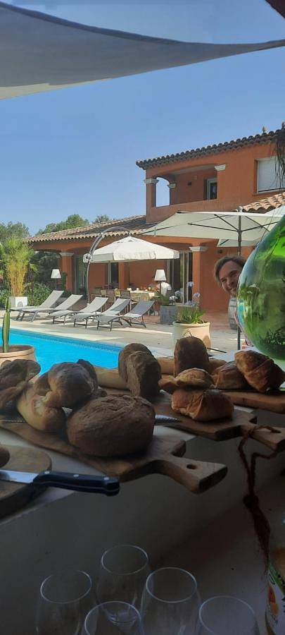 Chambre d’hôte pour 2 personnes, avec piscine ainsi que jacuzzi et jardin à Lorgues - 4