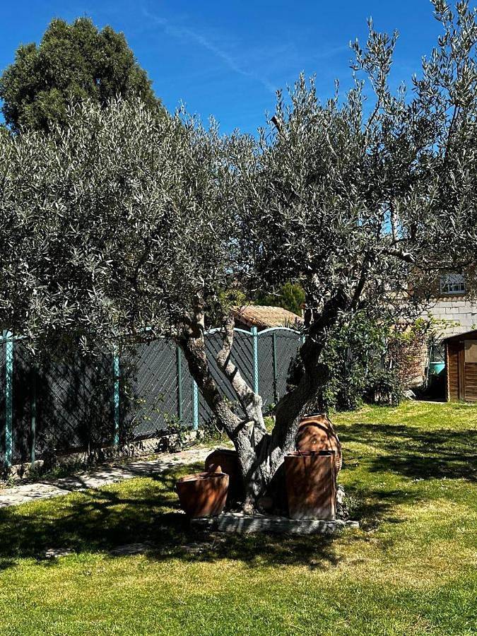 Five-Bedroom House in Zaragoza, Provincia de Zaragoza