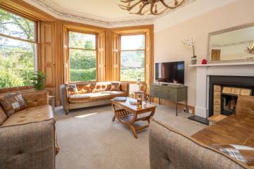 Log Cabin for 20 People in Loch Tay, Perthshire, Photo 3