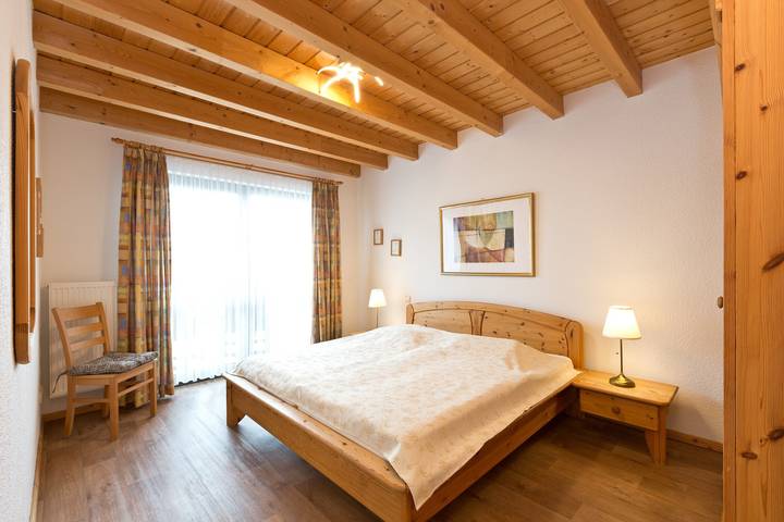 Ganze Wohnung, Ferienwohnung 'Maribell Appartement' mit Seeblick,Ruderboot, Balkon und Wlan in Jabel, Mecklenburgische Seenplatte