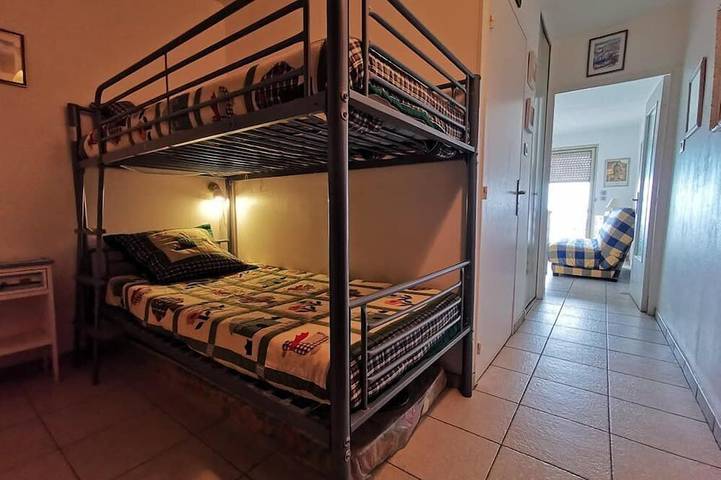 Appartement entier, Le Portique - Joli studio+cabine pour 4, face mer - proche centre ville in Le Lavandou, Parc national de Port-Cros