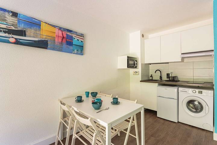 Gîte pour 4 personnes, avec piscine dans Plage La Milady - 3