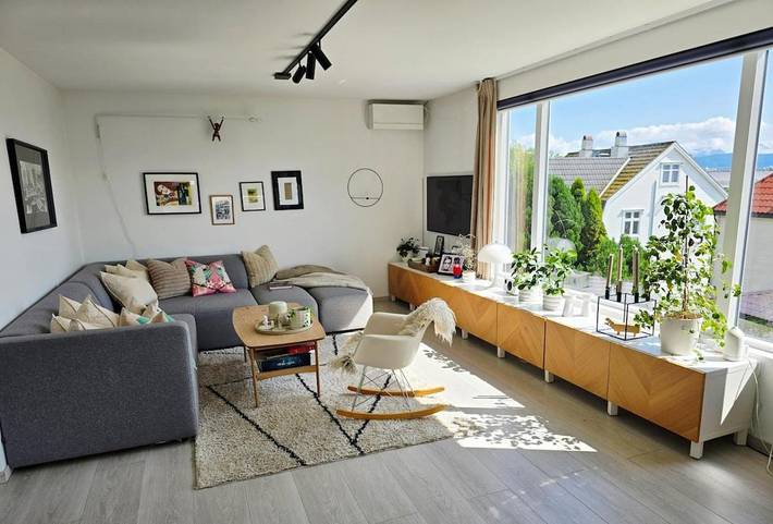 Ferienhaus für 7 Personen, mit Balkon und Terrasse sowie Garten und Ausblick in Molde