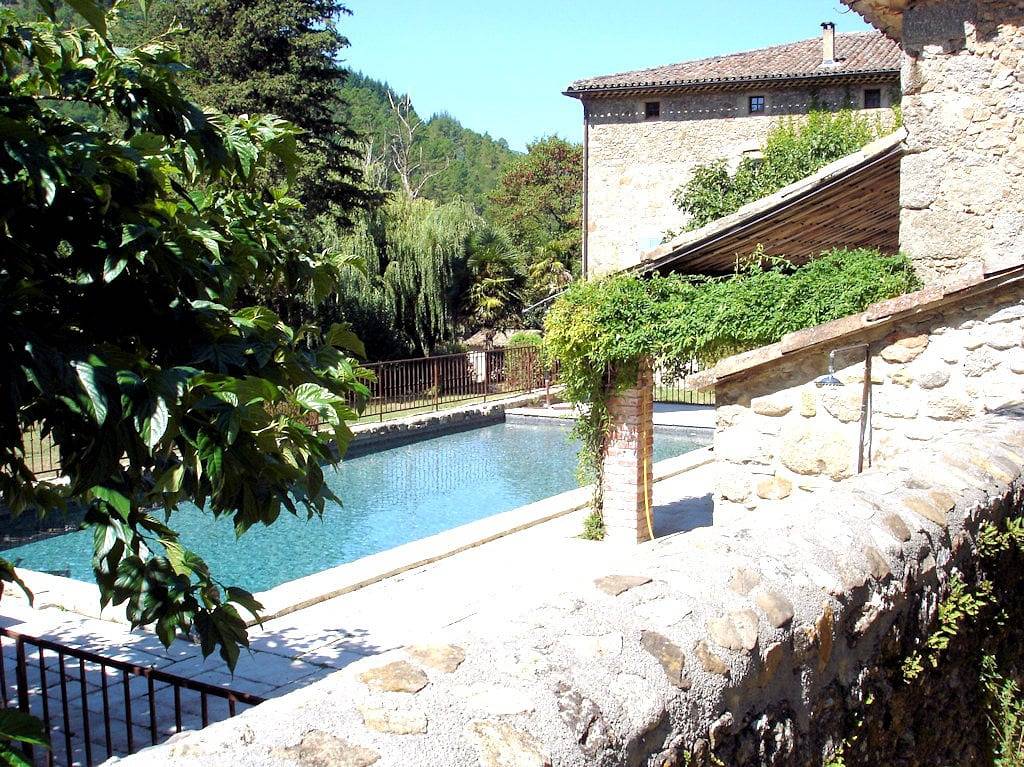 Chambres d'hôtes du Mas de La Grande Baraque - Chambre Tilleul in Lasalle, Parc national des Cévennes