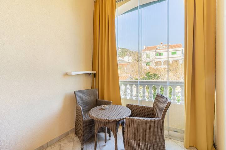 Ferienwohnung für 2 Personen, mit Balkon/Terrasse in Barbat na Rabu