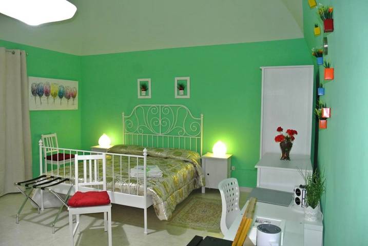 Chambre d’hôte pour 5 personnes, avec jardin et vue à Santeramo in Colle - 2