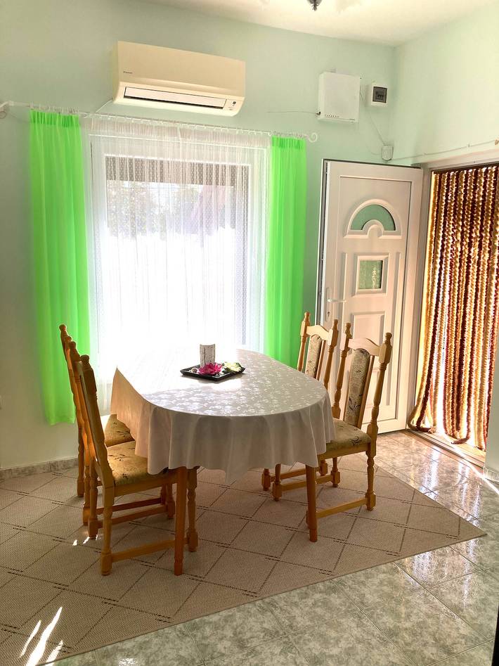 Ferienwohnung für 5 Personen, mit Terrasse, kinderfreundlich in Bulgarien - 2