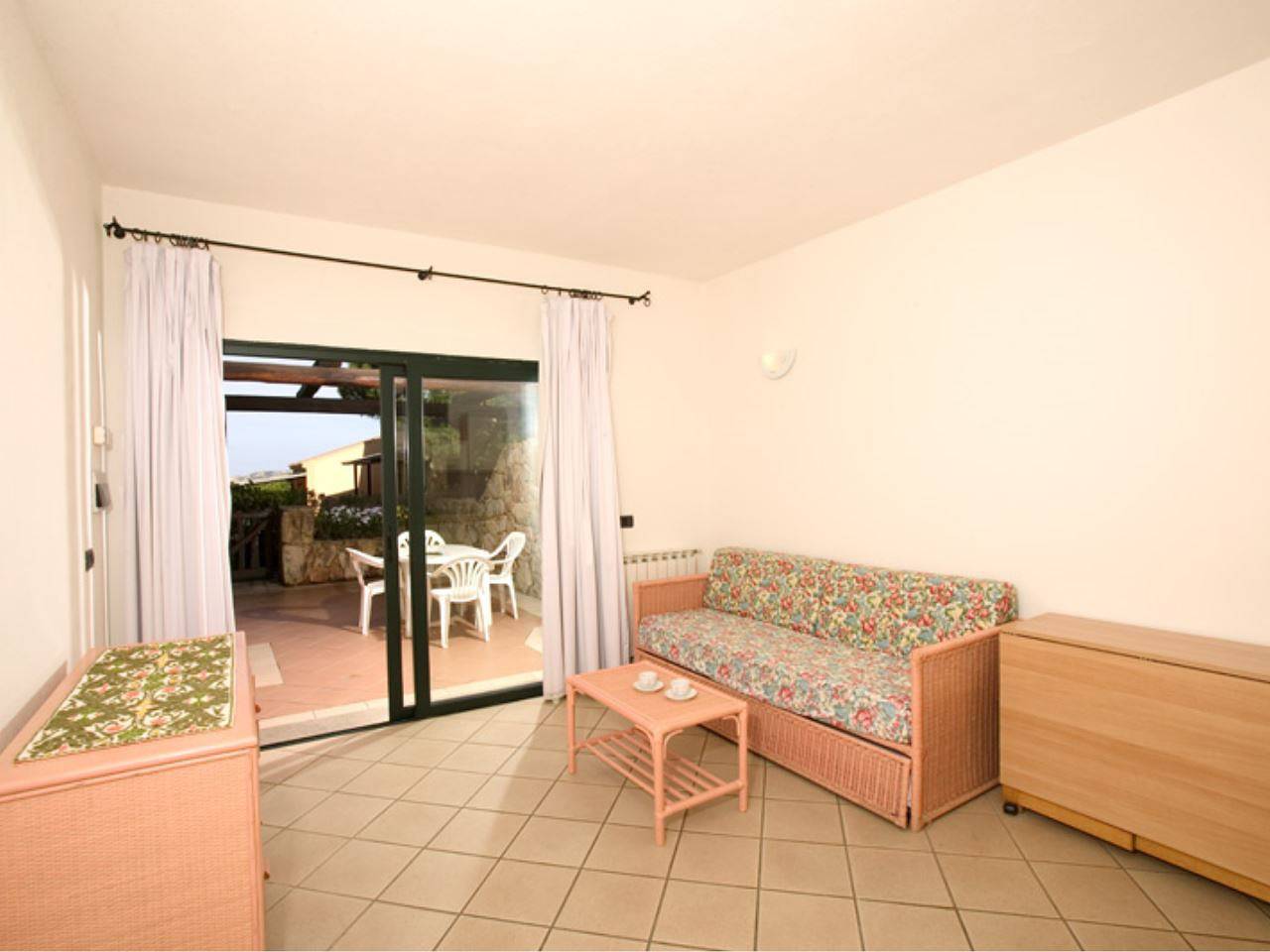 Appartement de vacances entier, Baia del Faro - Monobilocale Tipo C 55 in Palau (town), Palau (Sardaigne)
