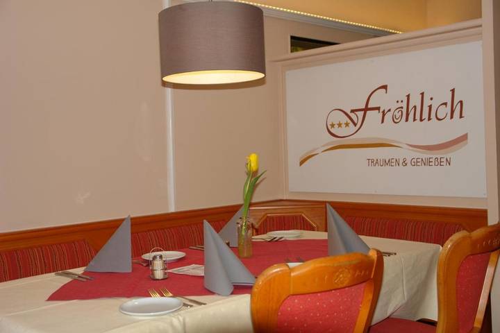 Hôtel pour 3 personnes, avec sauna ainsi que jacuzzi et terrasse à Kaiserslautern - 2