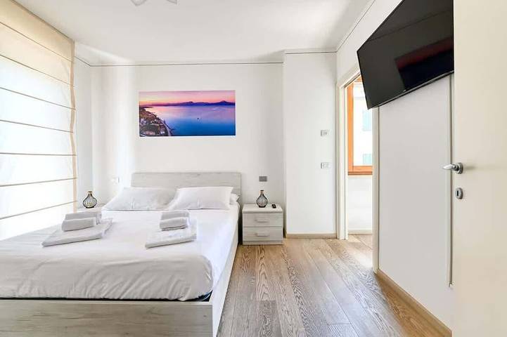 Ganze Wohnung, Pearl House - Sirmione Holiday (Privater Jacuzzi) in Santa Maria di Lugana, Sirmione