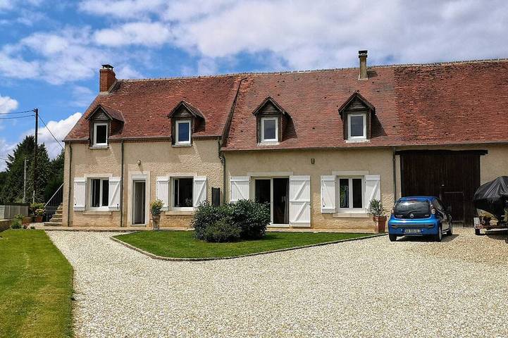 Gîte pour 10 personnes, avec jardin