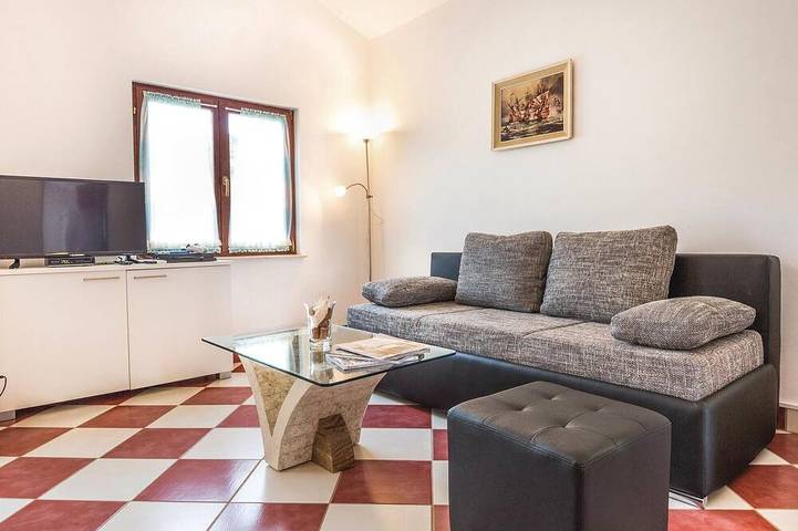 Schönes Haus in Katuni in Dalmatinisches Zagora