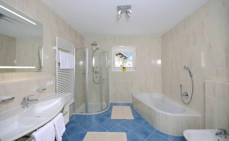 Chambre d’hôte pour 3 personnes, avec balcon à Mayrhofen - 4