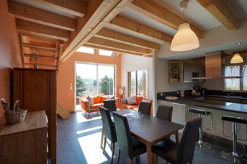 Maison de campagne pour 6 personnes, avec jardin et terrasse à Murat-le-Quaire