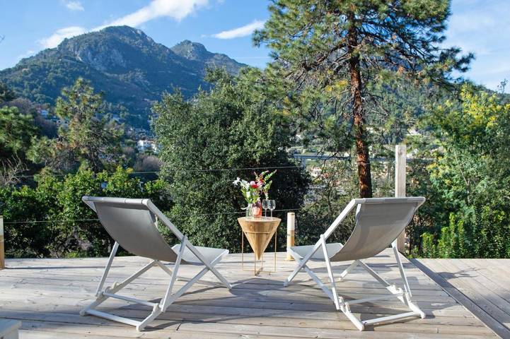 Location de vacances pour 3 personnes, avec vue et jardin à Sainte-Agnès - 4
