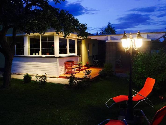 Ferienhaus für 4 Personen, mit Terrasse und Garten sowie Pool und Ausblick in Cattenstedt