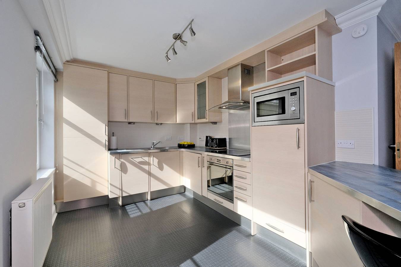 Appartement entier, Spacious 3 Bed in Aberdeen's Westend in Aberdeen, Aberdeenshire
