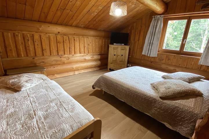 Chalet \"Rondins des bois\", 500m du lac, Kota grill, Sauna et balnéo, wifi in Xonrupt-Longemer, Parc naturel régional des Ballons des Vosges