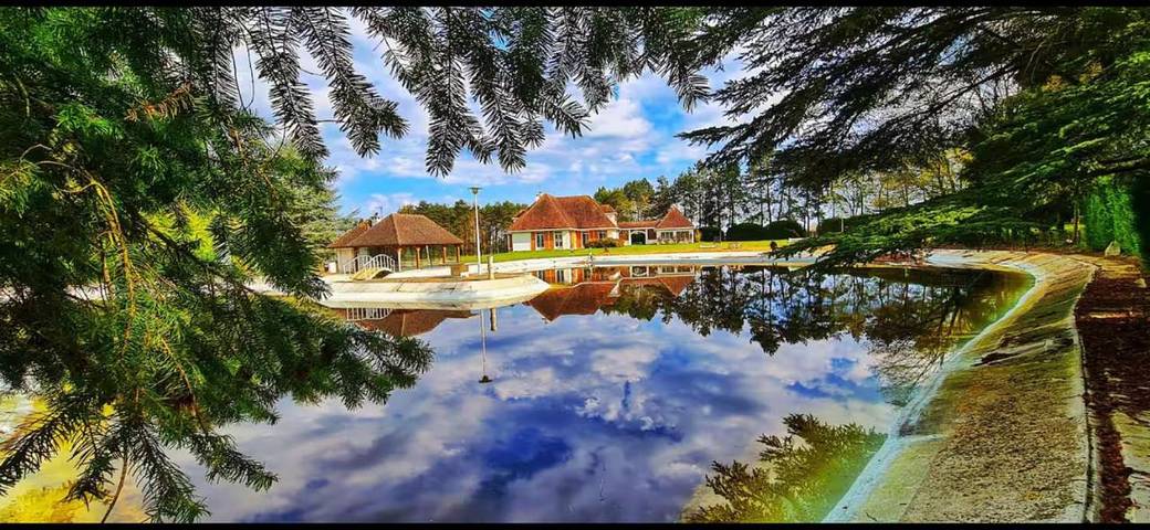 Chalet para 16 personas, con vistas además de terraza y piscina, Se admiten mascotas - 1