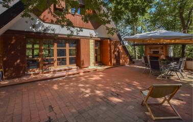 Ferienhaus für 7 Personen, mit Terrasse und Garten, kinderfreundlich in Italien