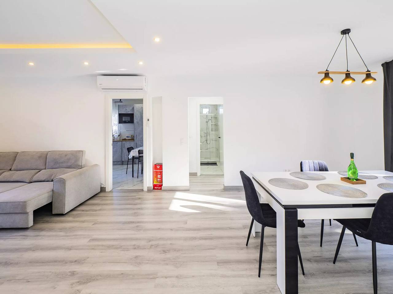 Apartamento entero, 3 estancias 4 Personas in Alhaurín el Grande, Provincia de Málaga