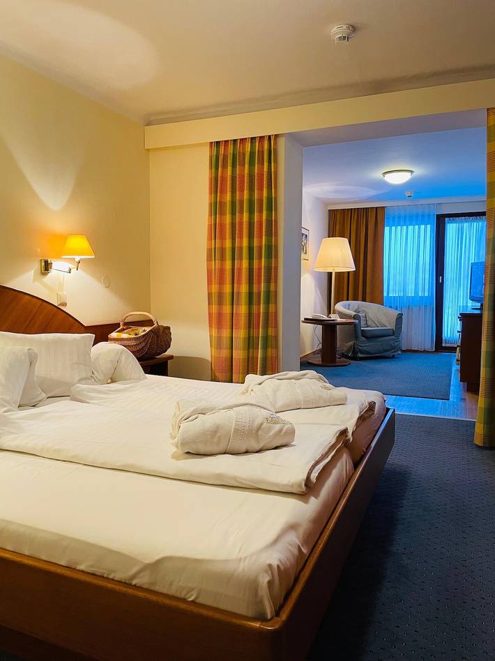 Hotel für 2 Personen, mit Terrasse und Garten sowie Pool und Sauna am Faaker See - 4