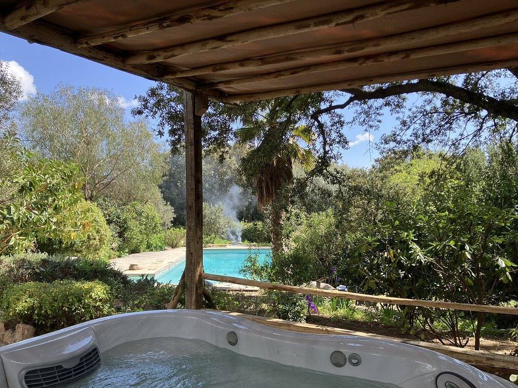Gîte de charme, piscine et spas partagés in Porto-Vecchio, Parc naturel régional de Corse