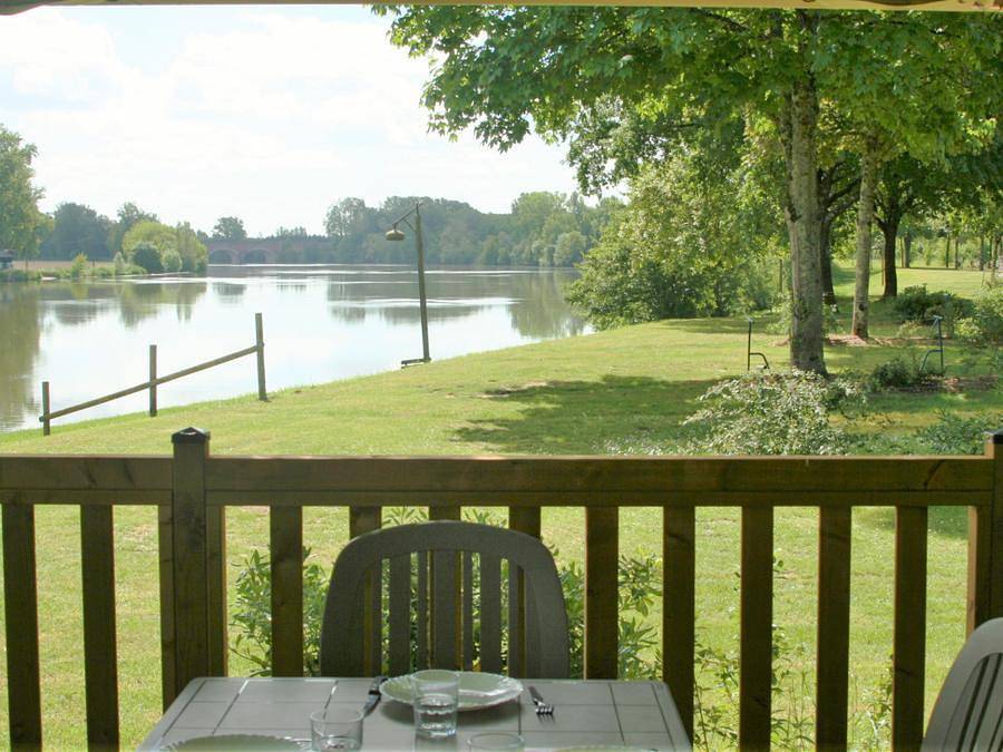 Camping Le Moulin De Bidounet - Tienda 6 personas - Alojamiento moderno con instalaciones sanitarias in Moissac, Tarn y Garona